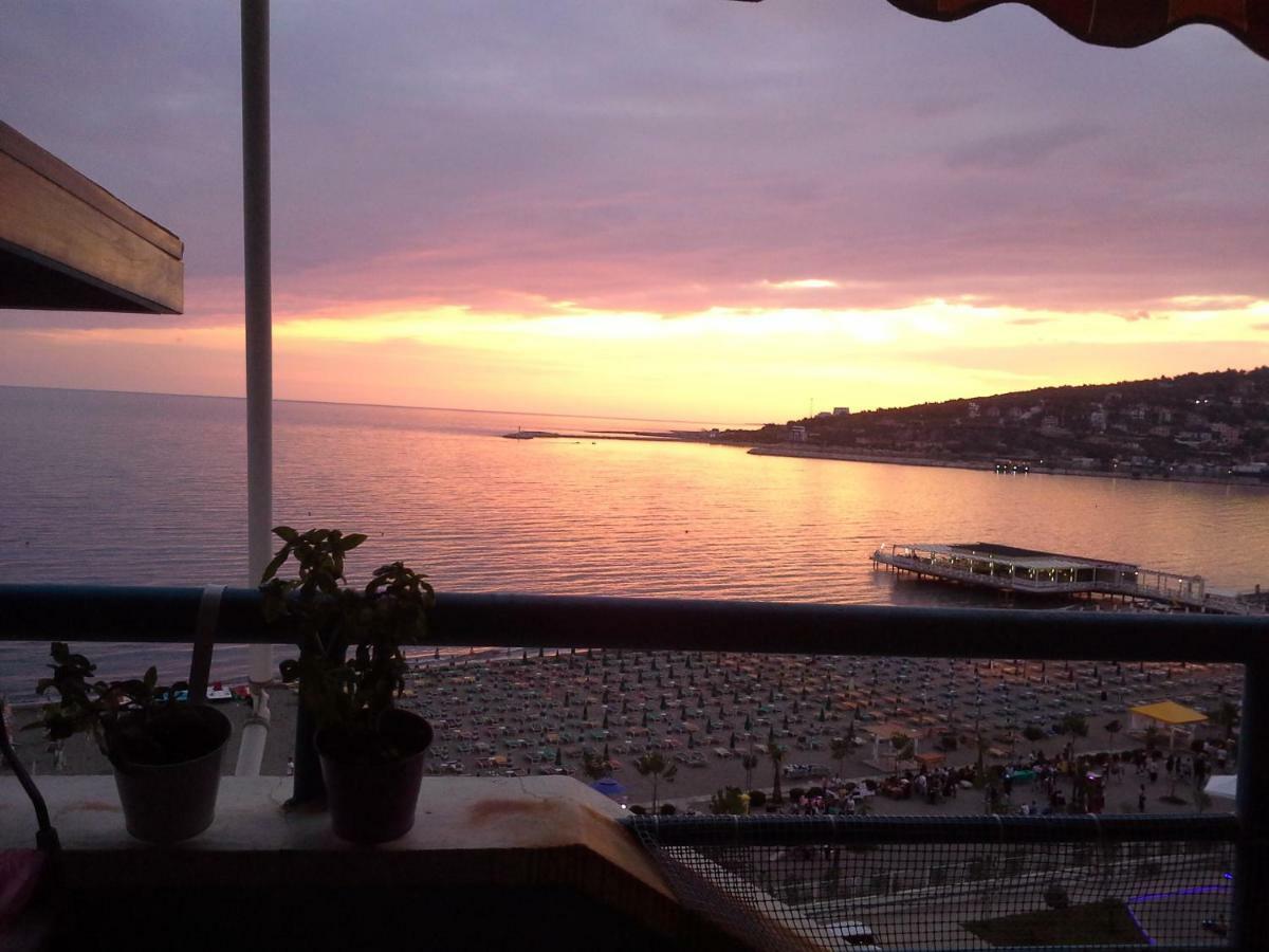Nada Seaview Apartment Shëngjin Eksteriør billede
